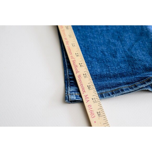 Levi's W31 L27 Ribcage Straight Ankle Jeans Denim buttonfly - Picture 8 of 8
